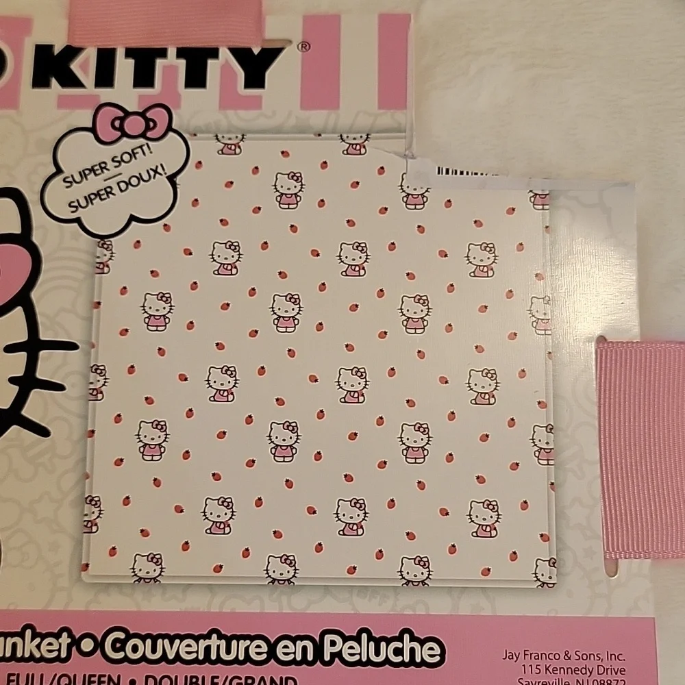HELLO KITTY PLUSH BLANKET - Picture 2 of 4